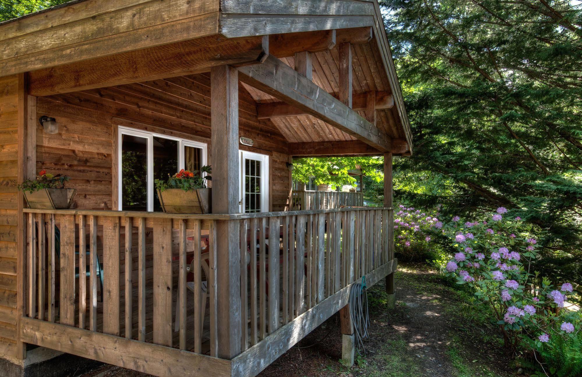 Heriot Bay Inn 외부 사진